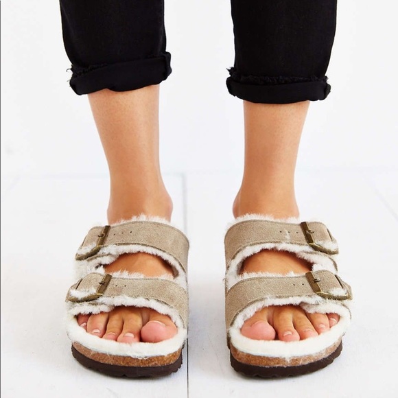 BIRKENSTOCK NEW SHEARLING FUR ARIZONA SANDALS - Picture 4 of 8